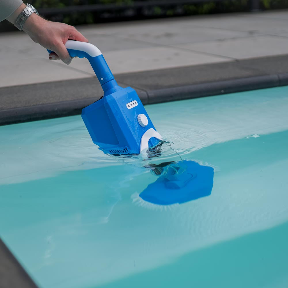 Wireless Electric Spa and Pool Vacuum Cleaner