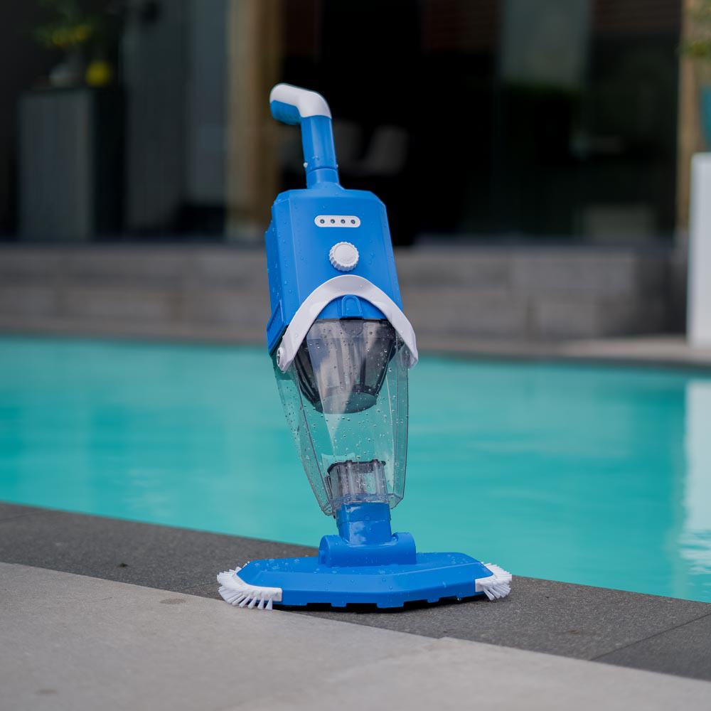 Wireless Electric Spa and Pool Vacuum Cleaner