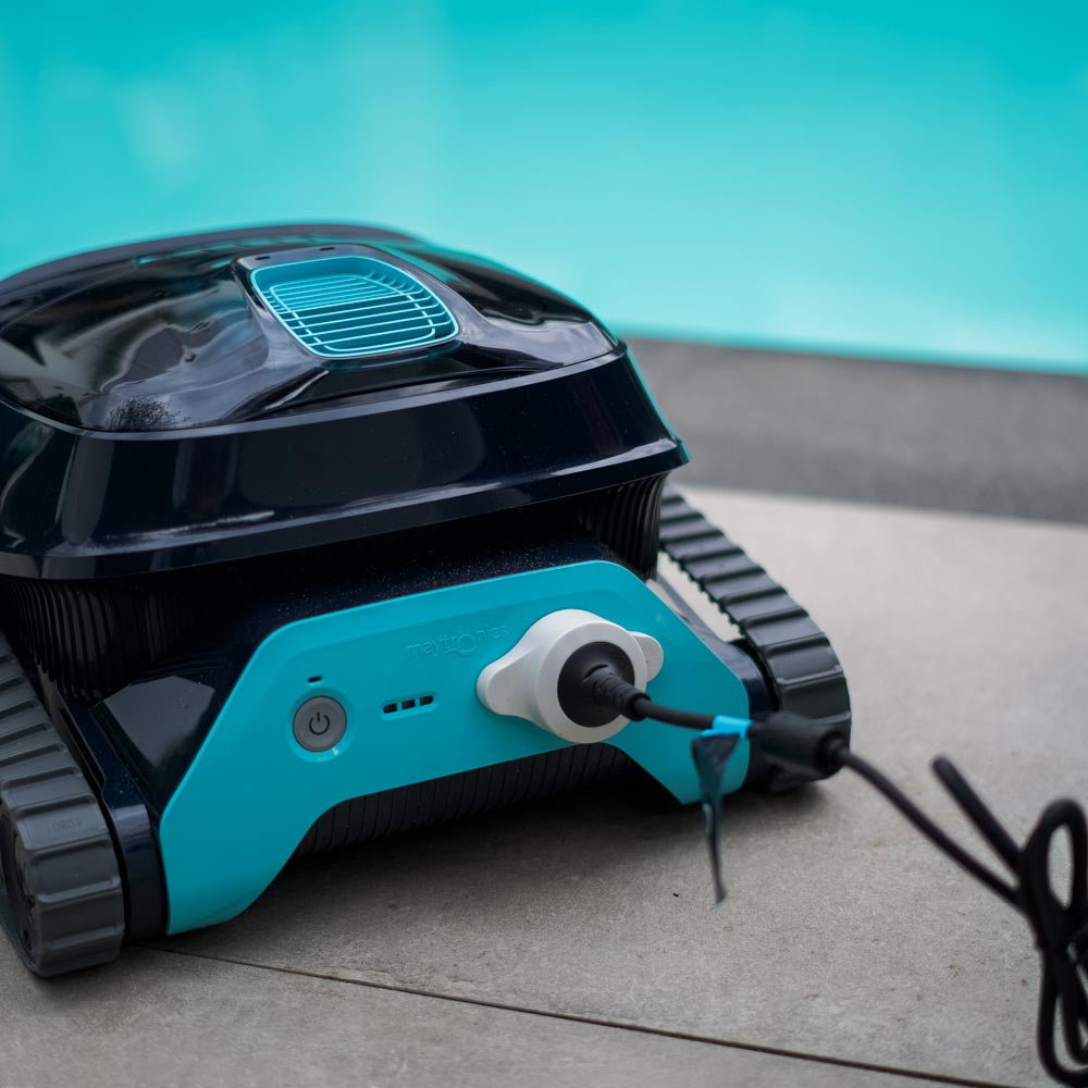 Dolphin Liberty 300 Pool Robot